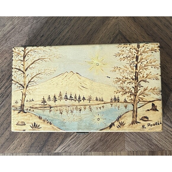 Vintage 1976 B.Powell Hand-Painted Wooden Keepsake Box Folk Primitive Art - Picture 1 of 14